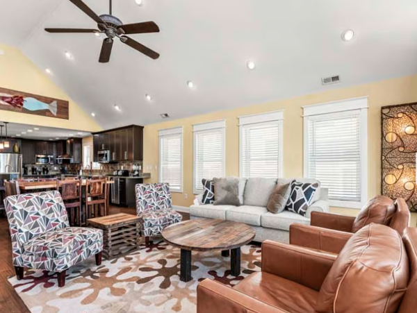Luxurious Oceanfront Estate in Kill Devil Hills - Perfect for Large Groups